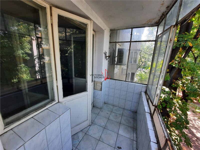 Vatra Luminoasa, 3 camere semidecomandat, etaj intermediar Pierre de Coubertin