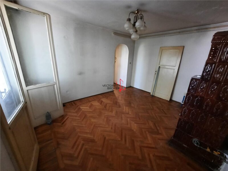 Vatra Luminoasa, 3 camere semidecomandat, etaj intermediar Pierre de Coubertin